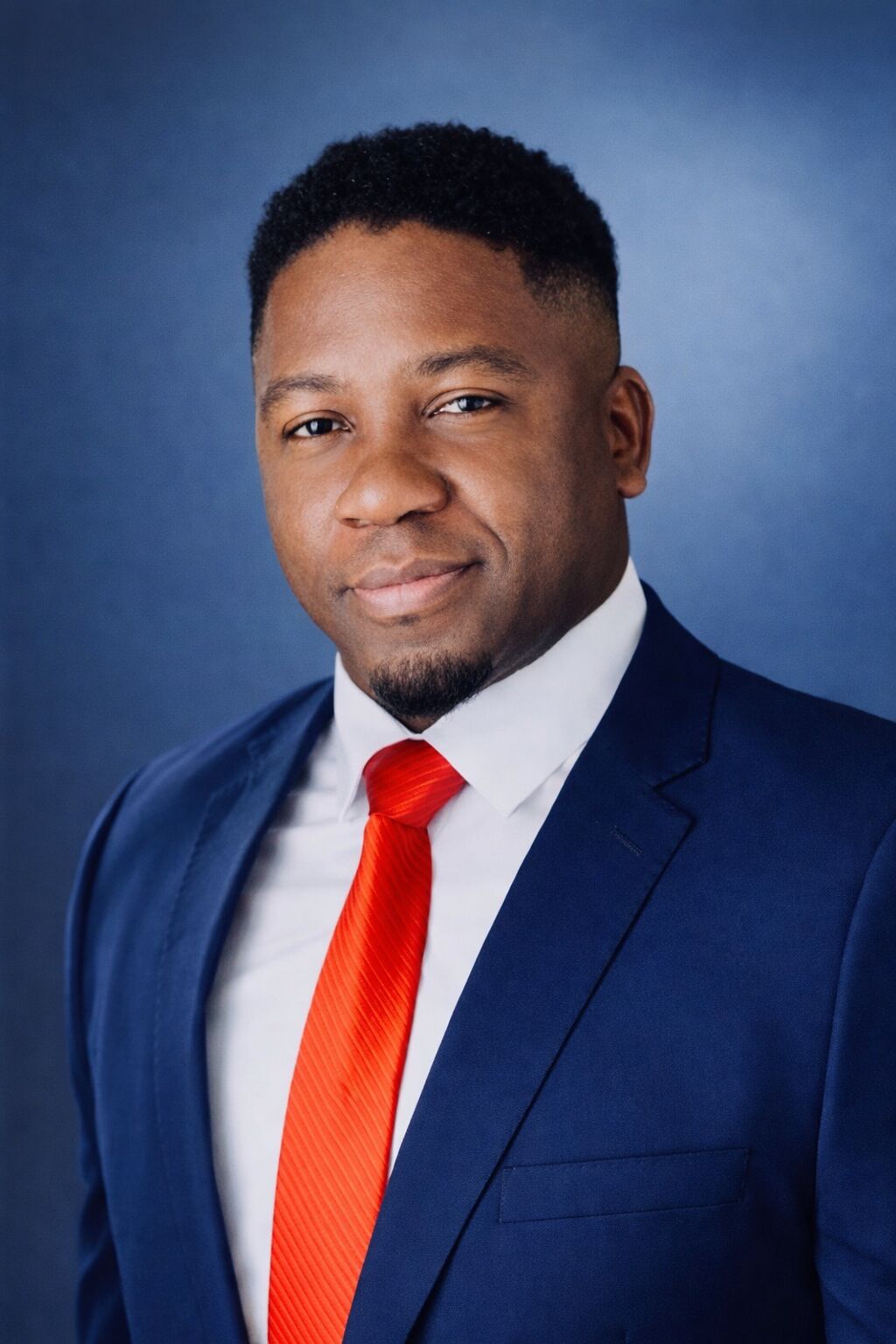 Jose Antoine Headshot 2